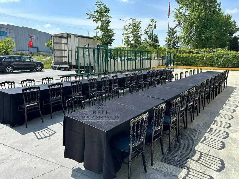 İstanbul Şişli Masa ve Sandalye Kiralama Hizmeti – Etkinliklerinize Şıklık ve Konfor Katın
