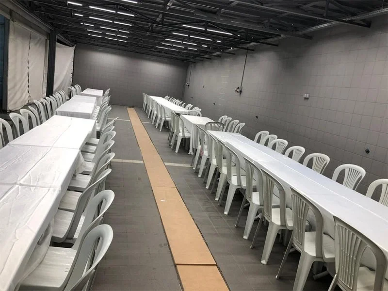 İstanbul Ümraniye Masa ve Sandalye Kiralama Hizmeti – Organizasyonlarınızda Konfor ve Şıklığın Adresi